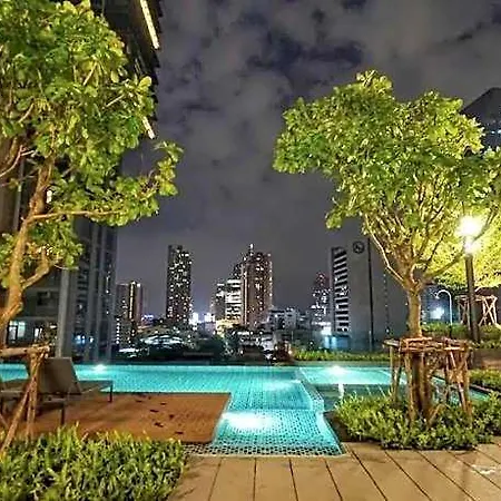 Lumpini Makkasan Nana Square/Central Boutique One-Bedroom/Four Face Buddha