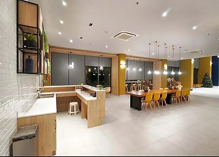Lumpini Makkasan Nana Square/central Boutique One-bedroom/four Face Buddha 酒店 3*